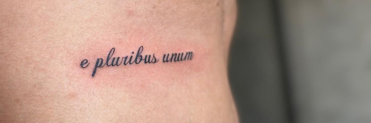 Tomás banner