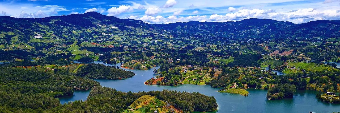 J E N N I F E R banner