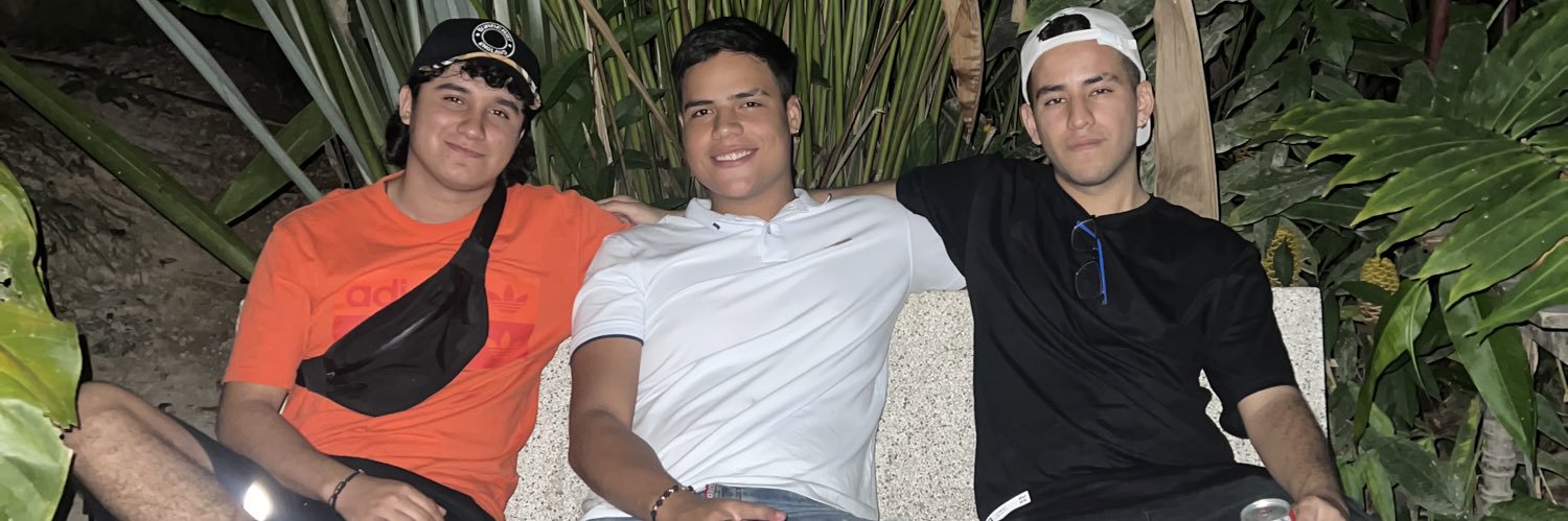 🦅 banner