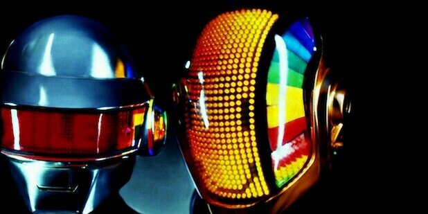 Rrreviii's profile banner image