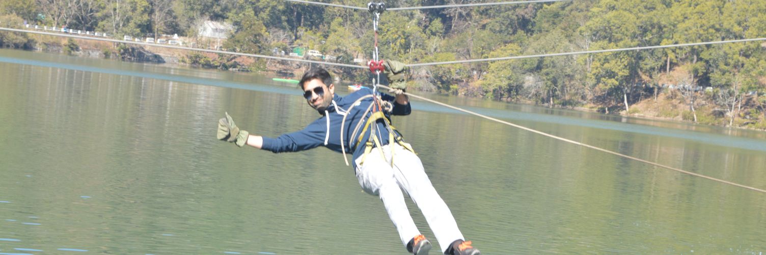 AAKARSRI's profile banner image