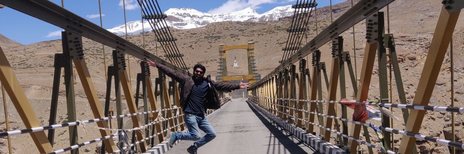 surisaahaab's profile banner image