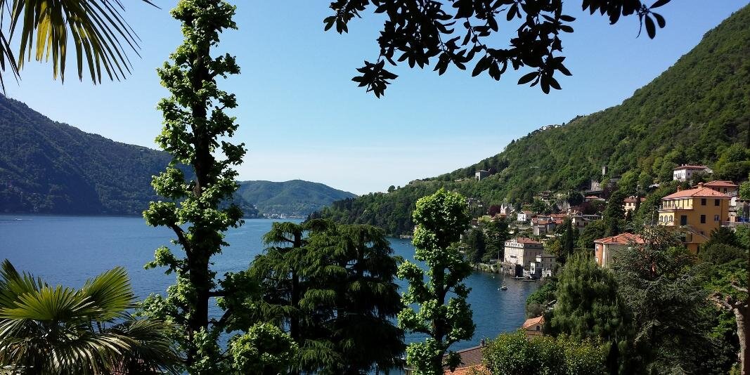 postalakecomo's profile banner image
