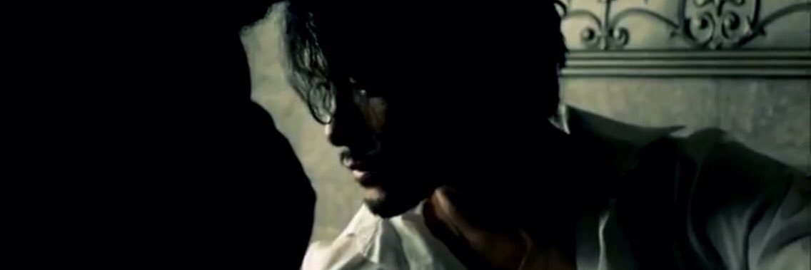 萬浪 大輔 banner