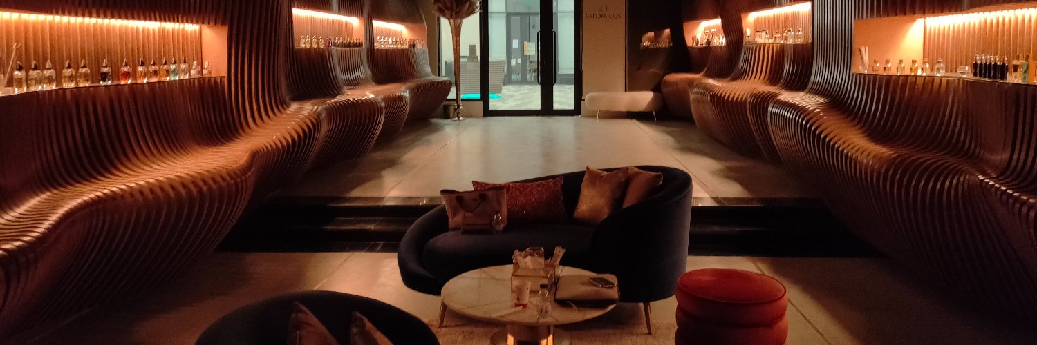 LAROMIOUS | لاروميوس banner