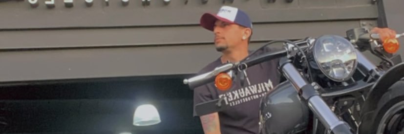 bryanhenris's profile banner image