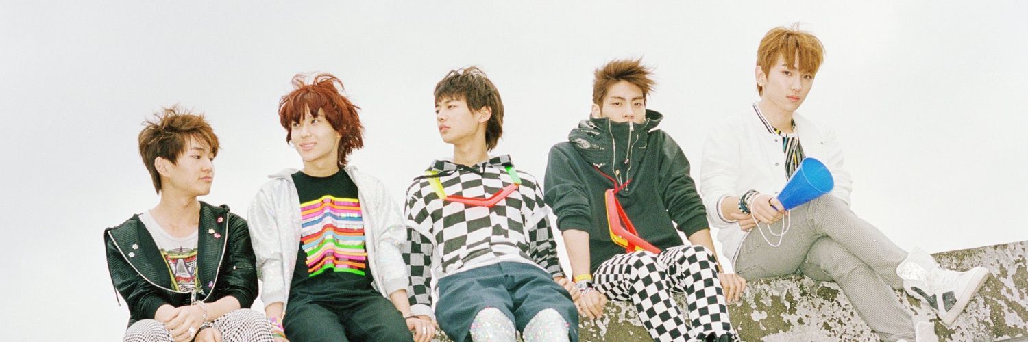 kxmnh's profile banner image