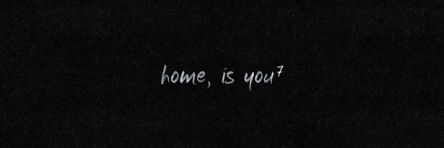 𝘮𝘰𝘯𝘭𝘺𝘳𝘪𝘤𝘴 ⁷ banner