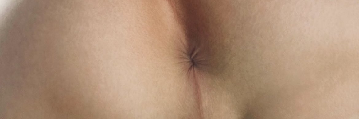 Hombre Caliente banner