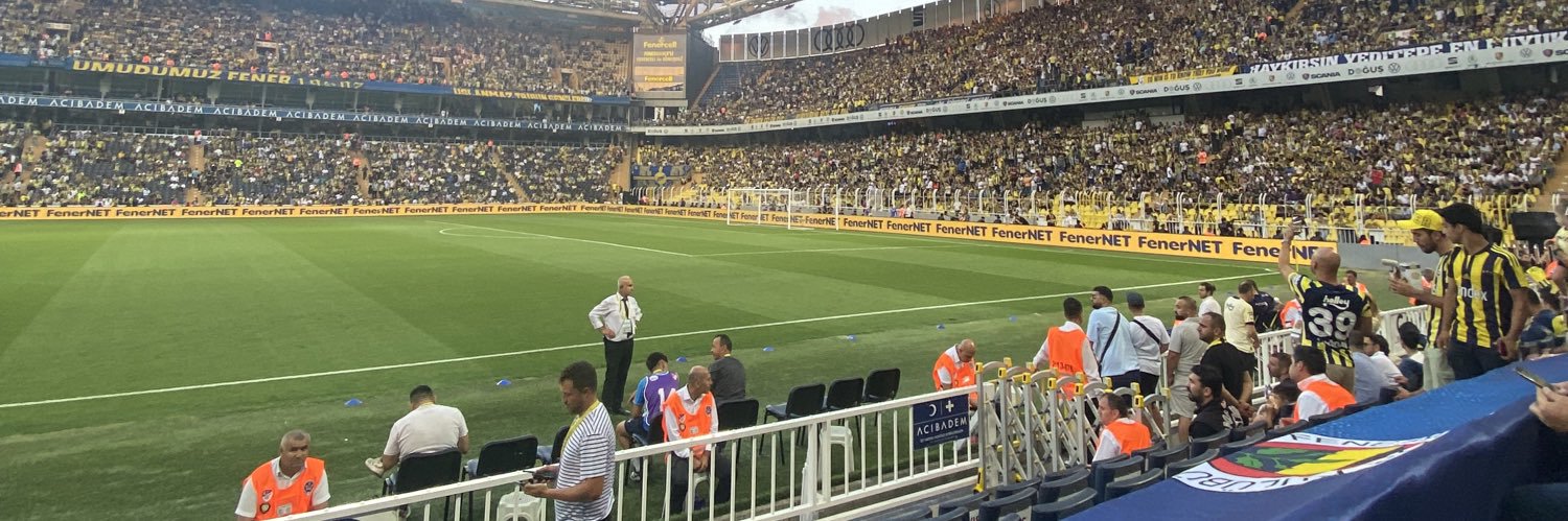 milenemullerr's profile banner image