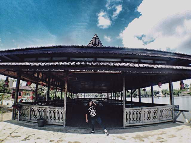 DilaSafitri_'s profile banner image