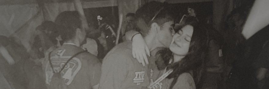 Alejandraaa425's profile banner image