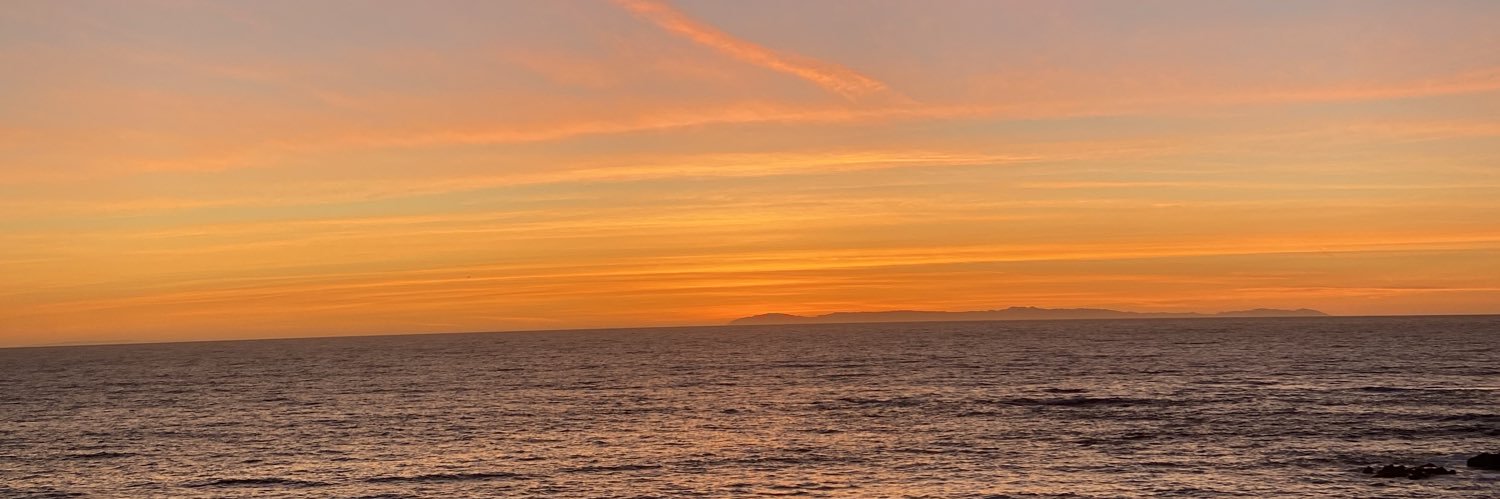 DreeDreee's profile banner image