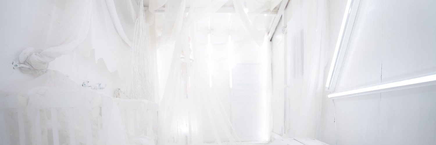 逃げ場 kokū 🕊️ banner