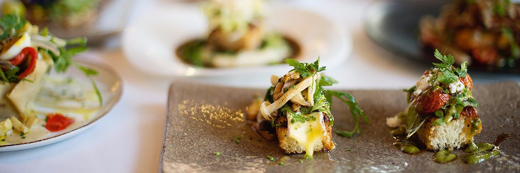 Bistro Sixteen82 banner