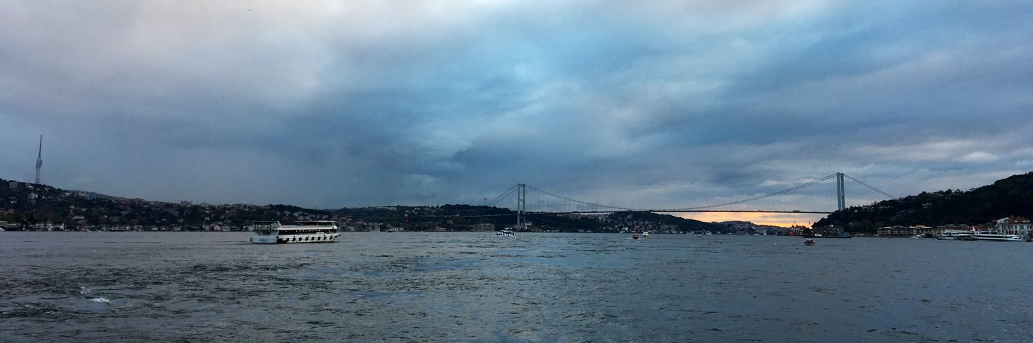 Dəmirçi's banner