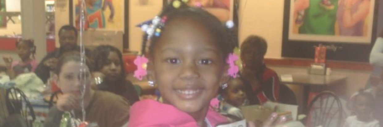 n e v a e h🦋 banner