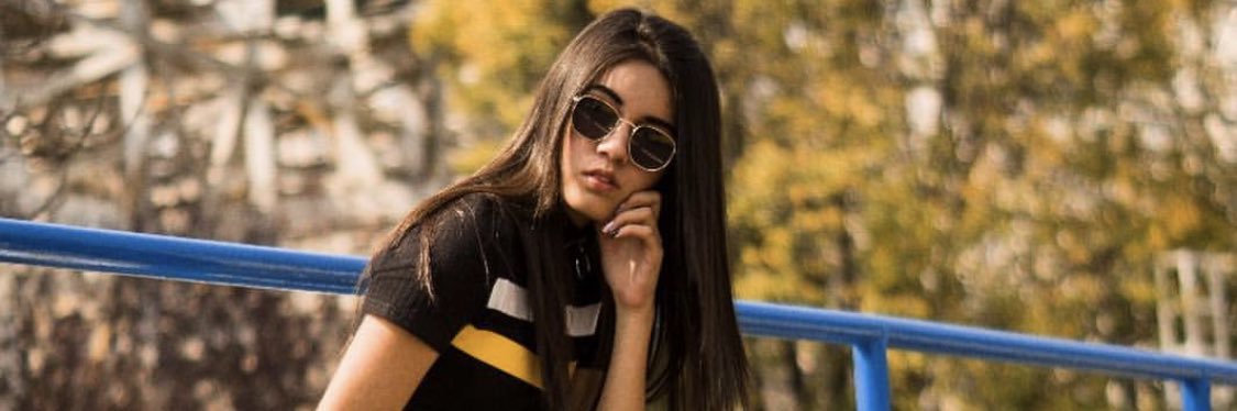 JimenaSolis_'s profile banner image