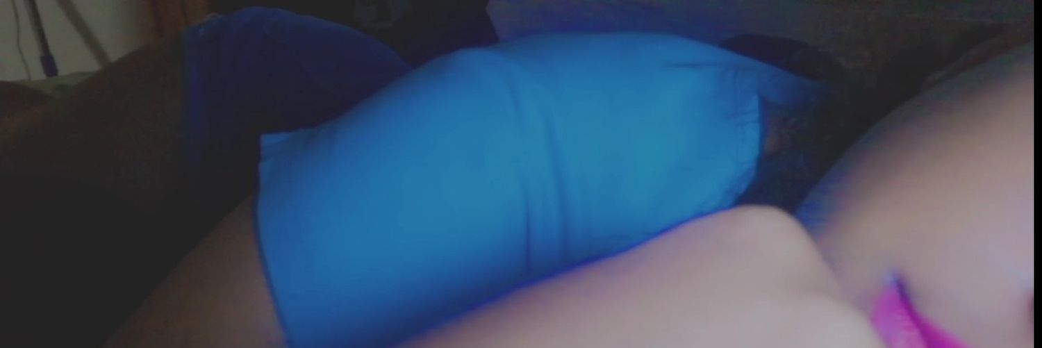 Karineth08's profile banner image