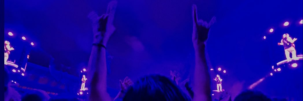 arenadira's profile banner image
