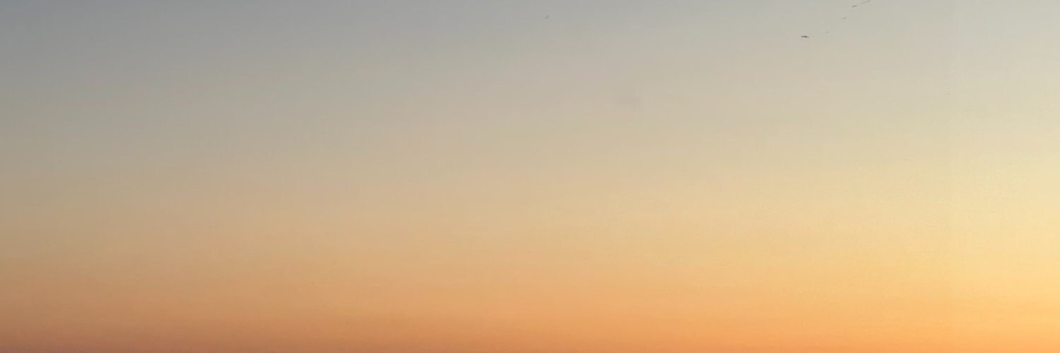 zeniaseth's profile banner image