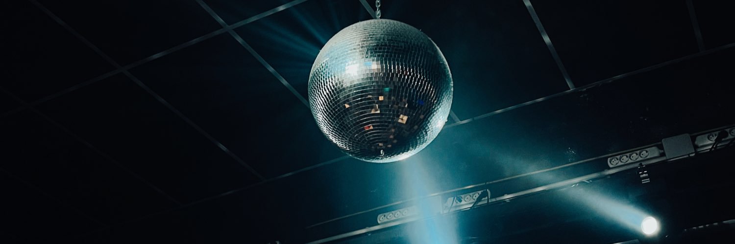 julsngg's profile banner image