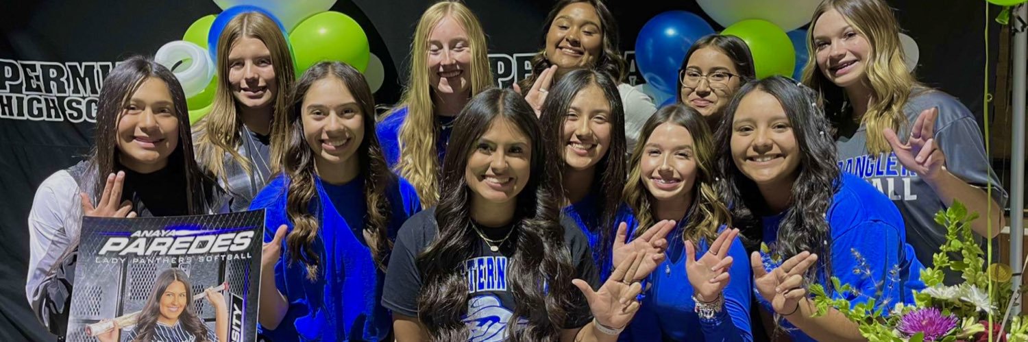 Anaya Paredes banner