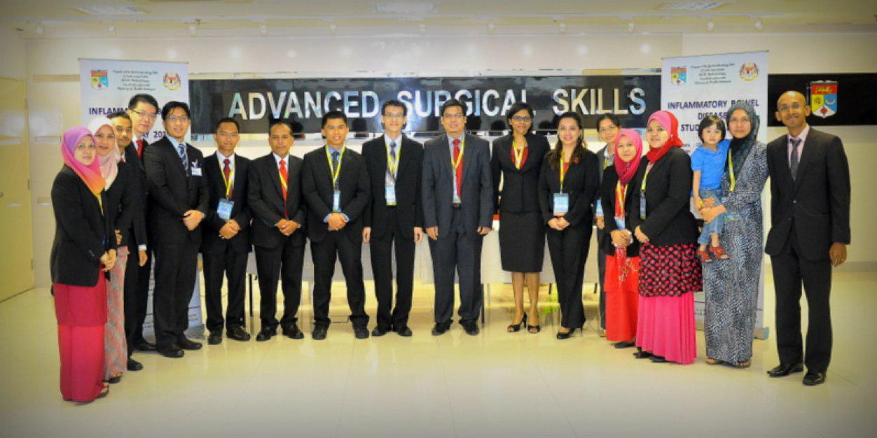 Raja Affendi MB BCh, MMed.Sc,MD, FRCP, AGAF, MBA banner