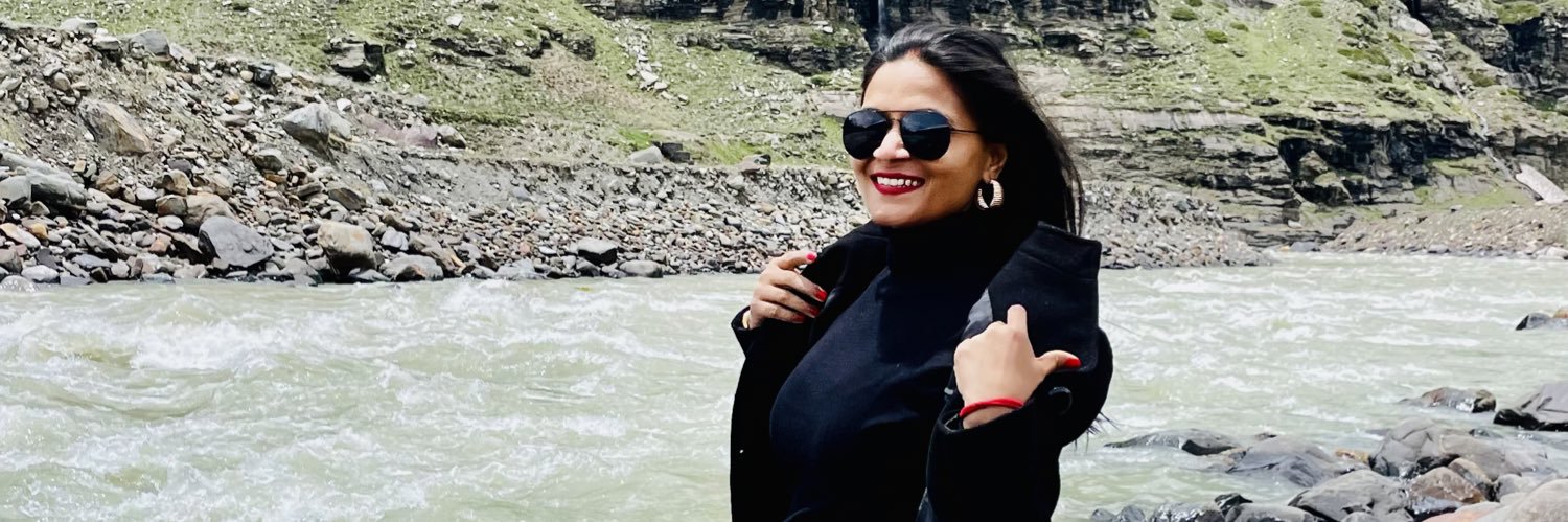 Shweta Singh श्वेता सिंह banner