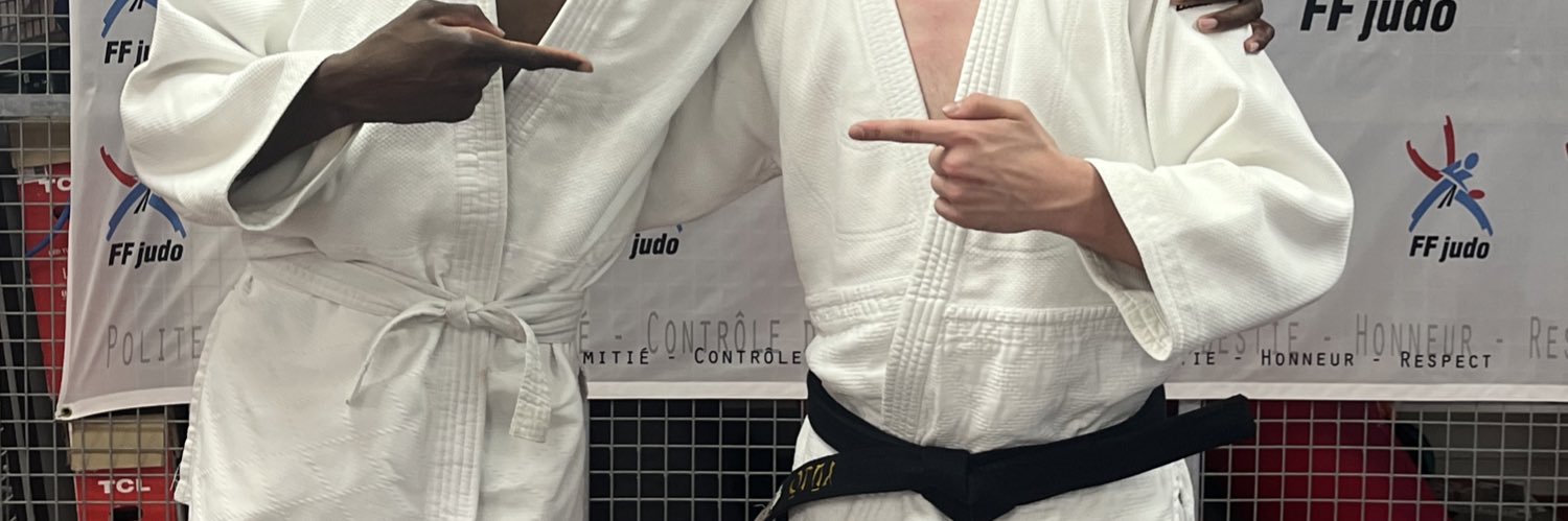 mathioo_'s profile banner image