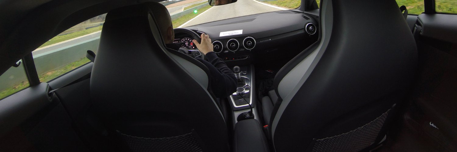 BlogMotori's profile banner image