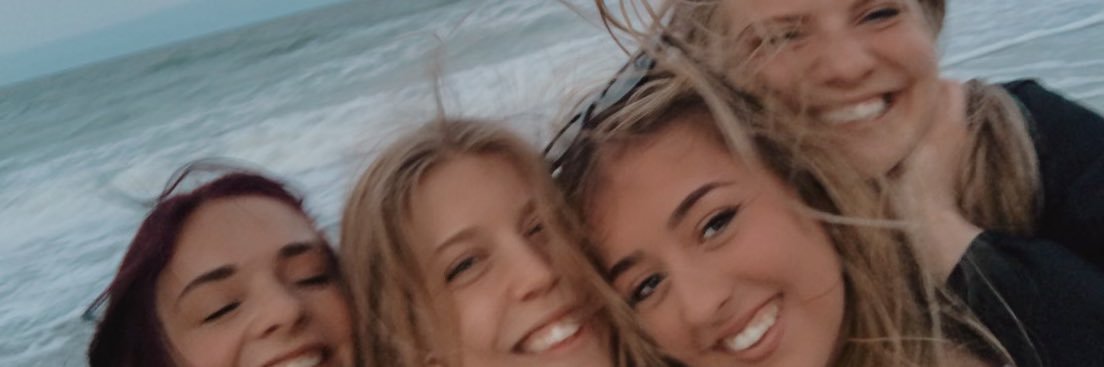 hailey_borges's profile banner image