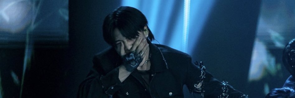 ✰ I.N doing things banner