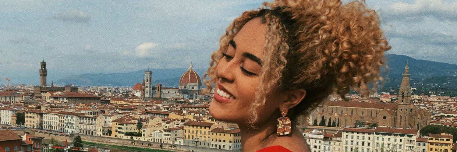 Isabellaa_davis's profile banner image