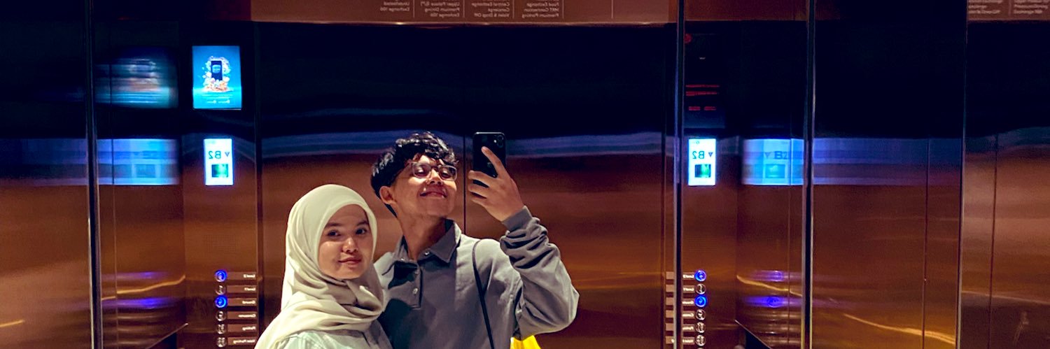 _izzatiad's profile banner image