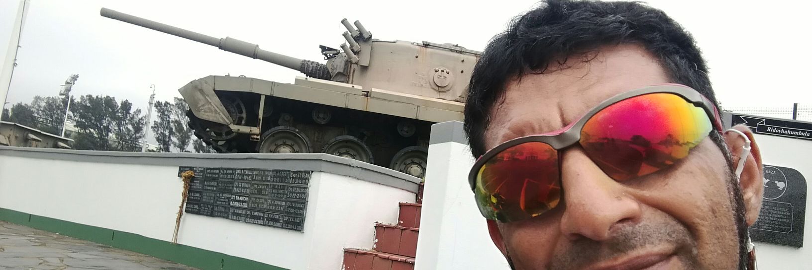 YunusFakroodeen's profile banner image