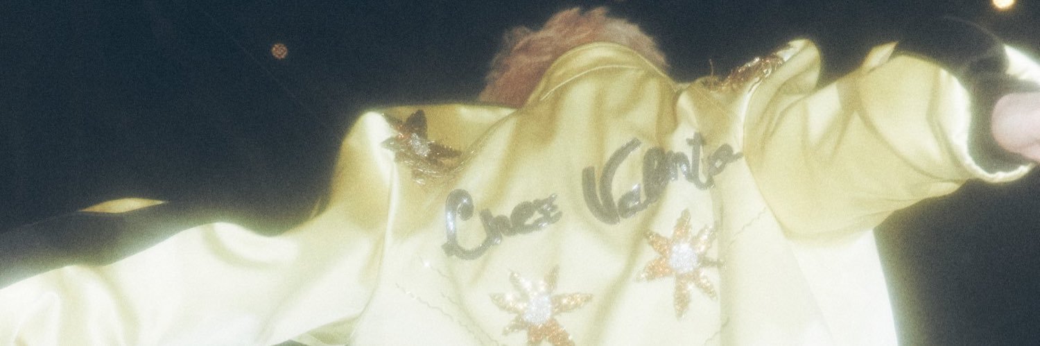 taemlov's profile banner image
