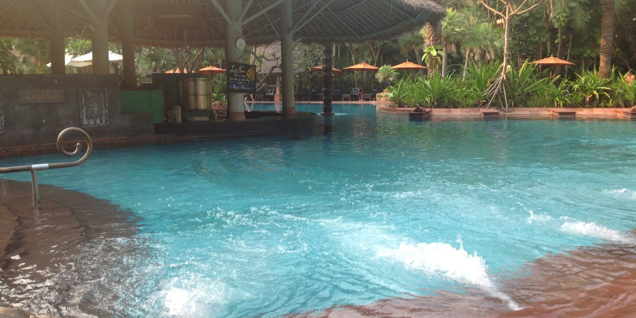 Smart strokes swim banner