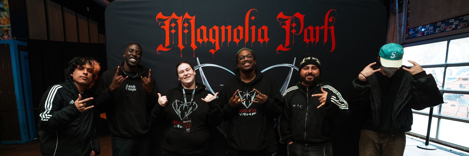 RoxyBloodMoon banner