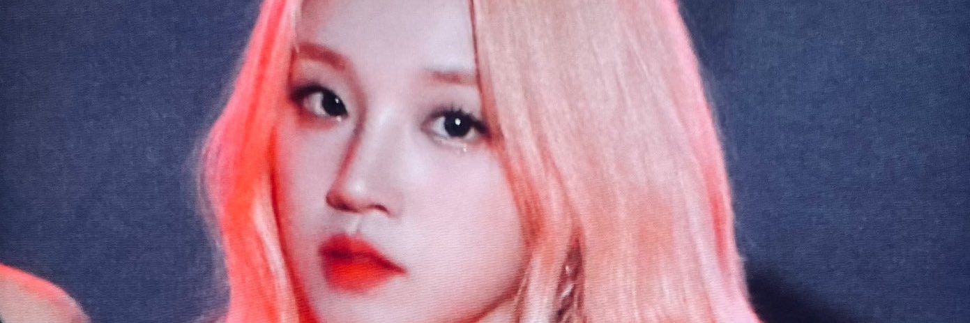 lucy 🦋 banner