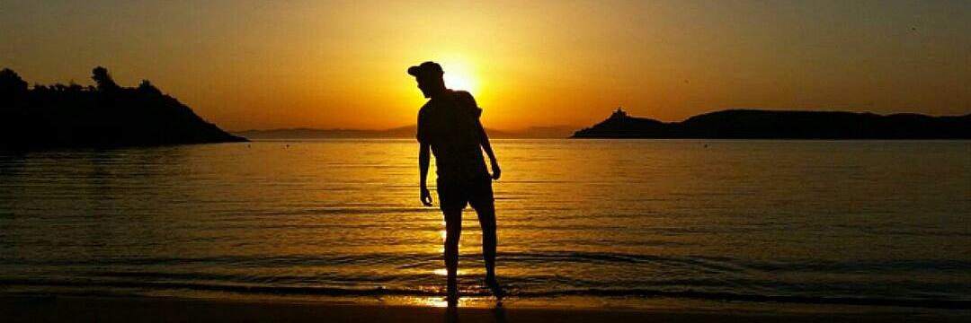 Nikolas Raptakis banner