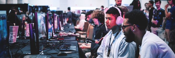 YeaItsHoppie Profile Banner