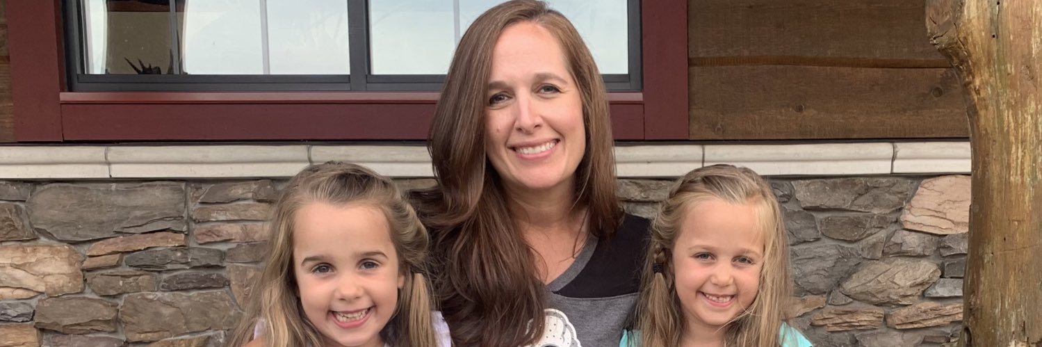 LeslieCharters's profile banner image