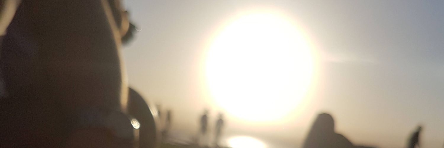 ValeVegaa96's profile banner image