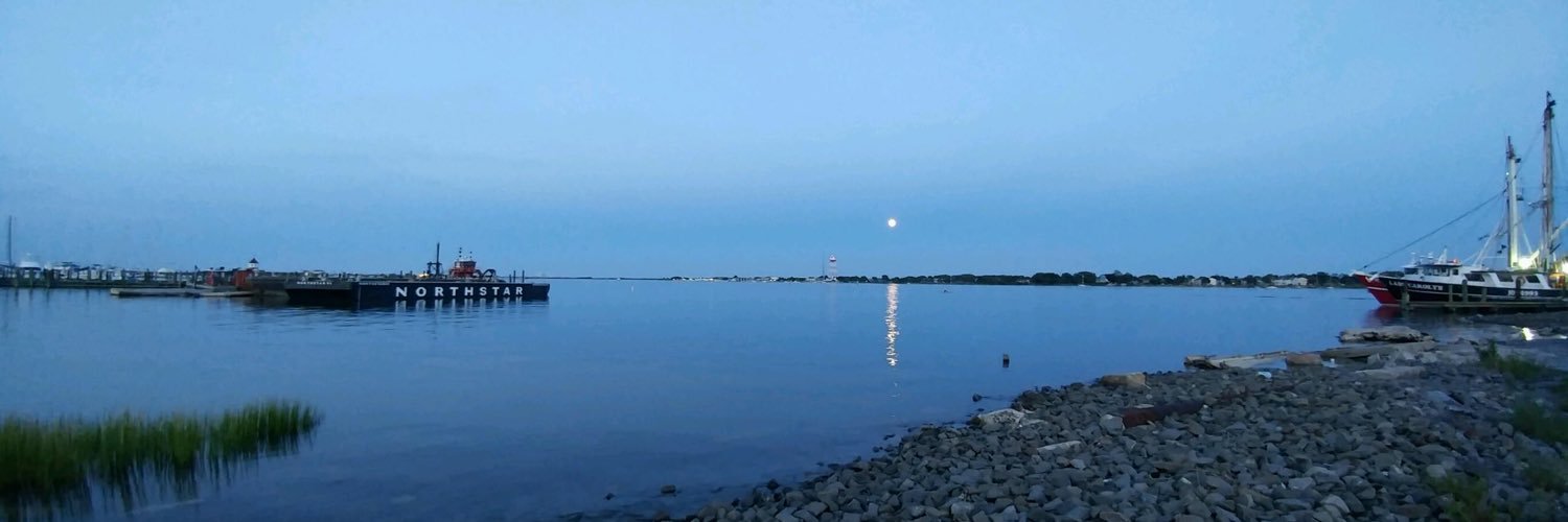 zachguberer's profile banner image