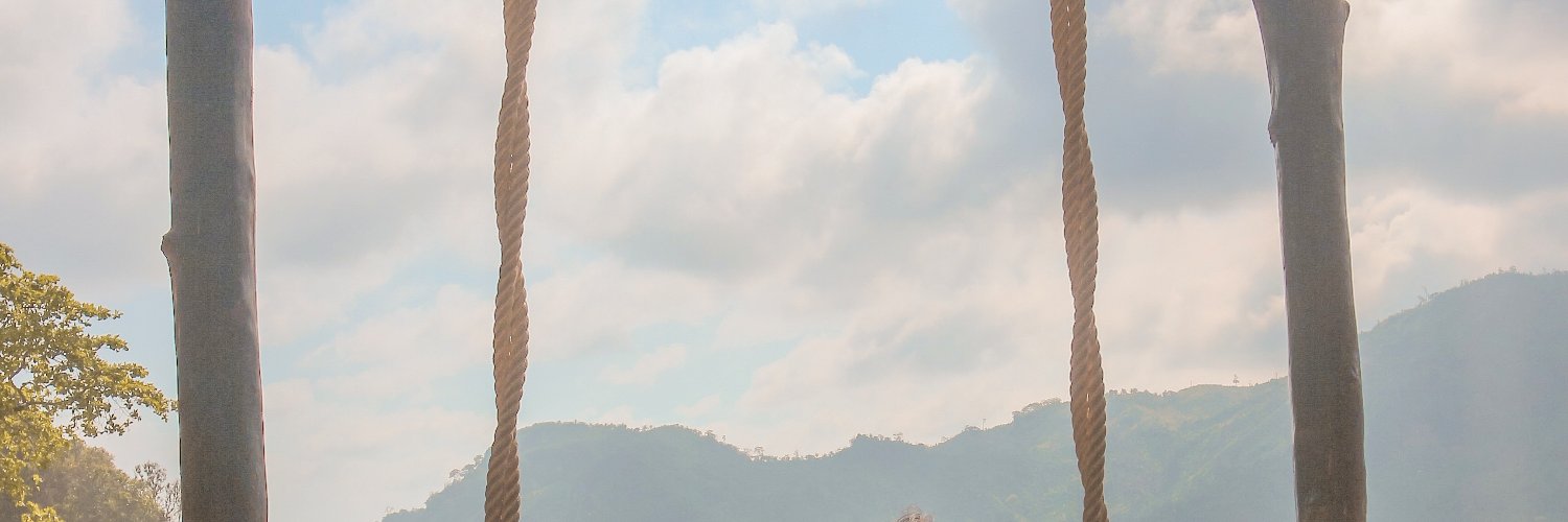 darayanza_'s profile banner image
