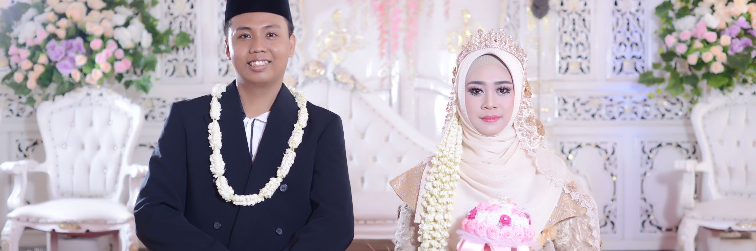 adibriza's profile banner image