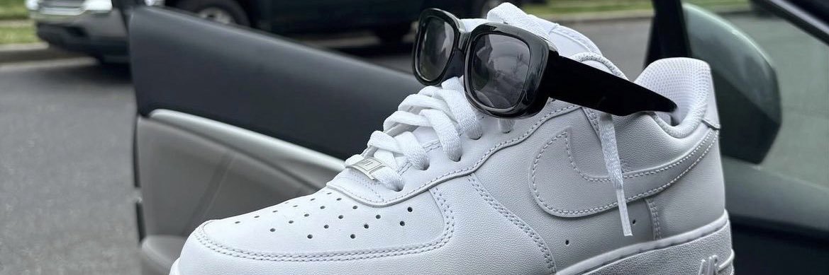 DE WICKET MON 🪬 banner