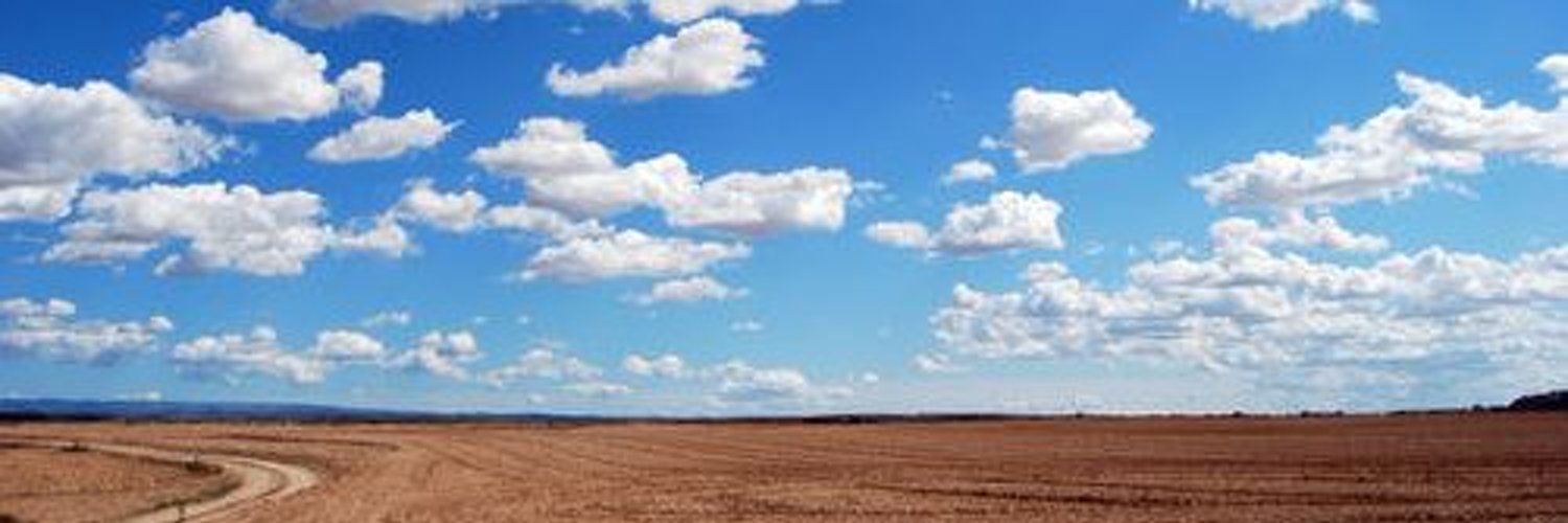 Облачность с прояснениями. Небо переменная облачность. Красивые тучи. Кучевые облака. Пасмурное небо панорама.