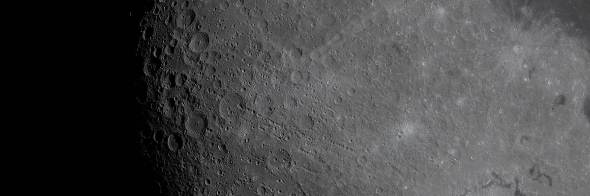 yshnln's profile banner image